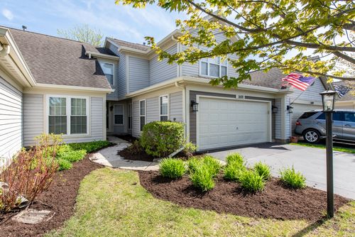 36111 N New Bridge Ct, Gurnee, IL, 60031-4512 | Card Image