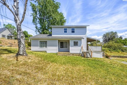 220 N Bridge St, Palouse, WA, 99161-8782 | Card Image
