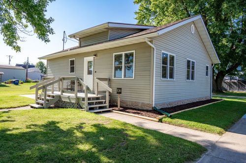 108 Hanover St, Mauston, WI, 53948-1236 | Card Image