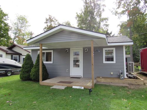 312 Lakewood Dr, East Tawas, MI, 48730-9766 | Card Image