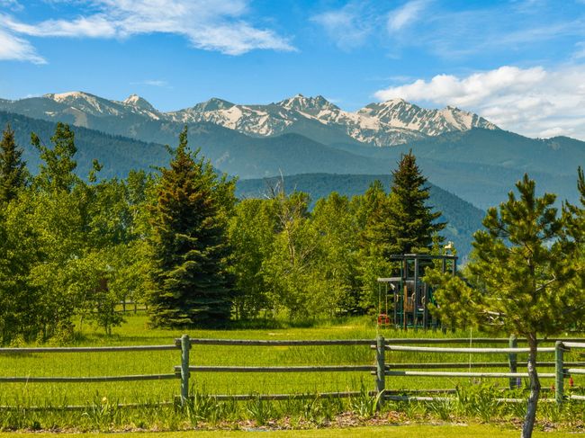 100 N Low Bench Rd, House other with 3 bedrooms, 2 bathrooms and null parking in Gallatin Gateway MT | Image 49