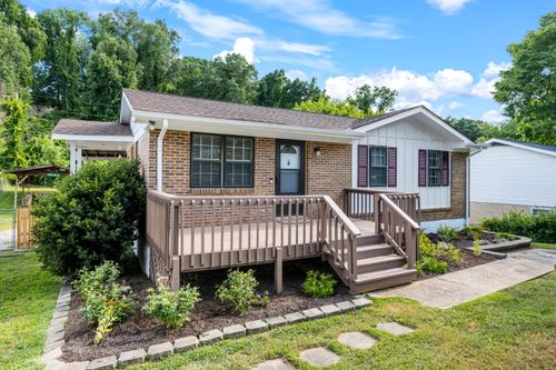 9027 Wooten Rd, Chattanooga, TN, 37416-1545 | Card Image