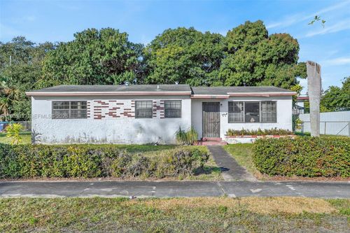 16930 Nw 37th Pl, Miami Gardens, FL, 33055-4502 | Card Image