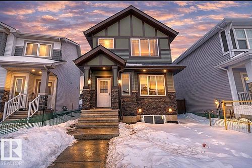 9805 106 Ave, Morinville, AB, T8R2P2 | Card Image