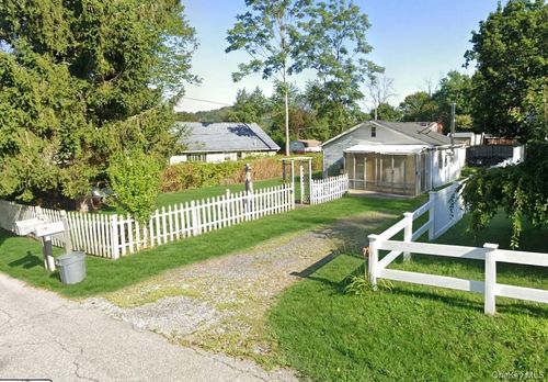 38 Huguenot Rd, Carmel, NY, 10512-6708 | Card Image