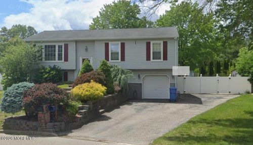 105 Conrad Ct, Manchester, NJ, 08759-6251 | Card Image