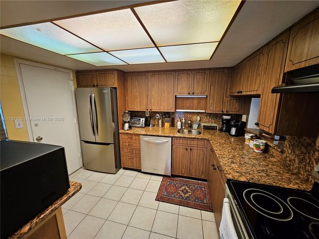 APT-351 - 1501 Ne Miami Gardens Dr, Condo with 2 bedrooms, 2 bathrooms and null parking in Miami FL | Image 8