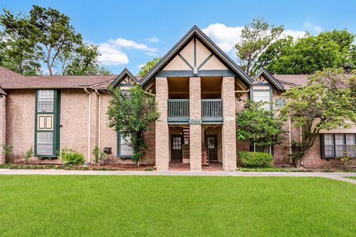apt-229-8229 Kingsbrook Rd, Houston, TX, 77024-3324 | Card Image