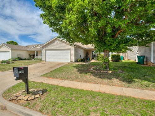 905 Tulip Drive, Yukon, OK, 73099 | Card Image