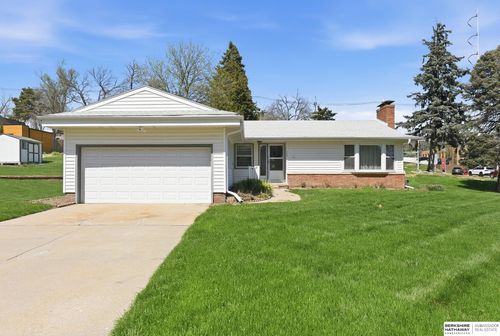 7802 Pierce Cir, Omaha, NE, 68124-1435 | Card Image