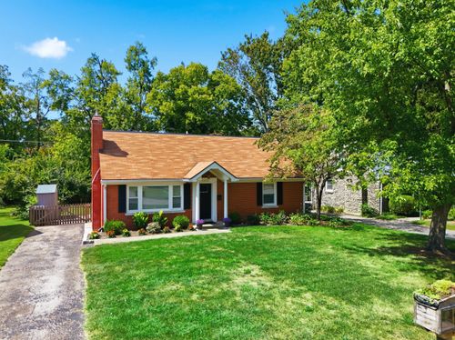1022 Della Dr, Lexington, KY, 40504-2219 | Card Image