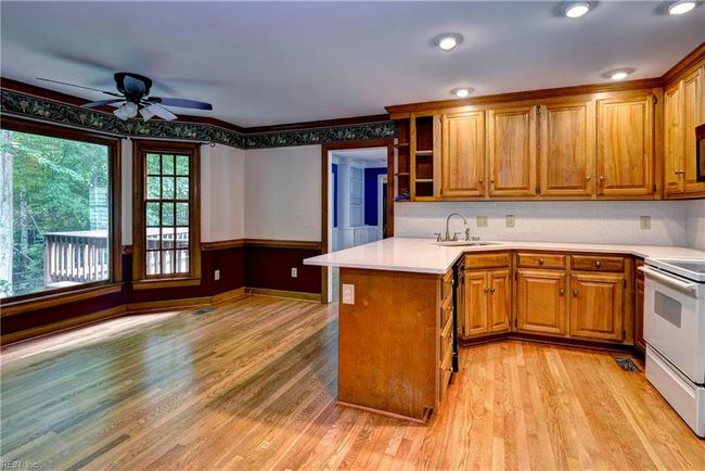 308 Royal Grant Dr, House other with 4 bedrooms, 4 bathrooms and null parking in Williamsburg VA | Image 12