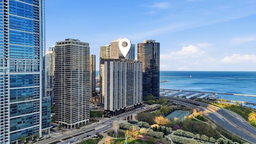 3314-400 E Randolph St, Chicago, IL, 60601-7308 | Card Image