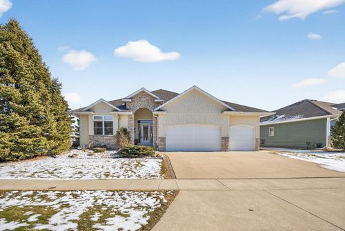 4063 Autumn Lake Ct Sw, Rochester, MN, 55902-4408 | Card Image