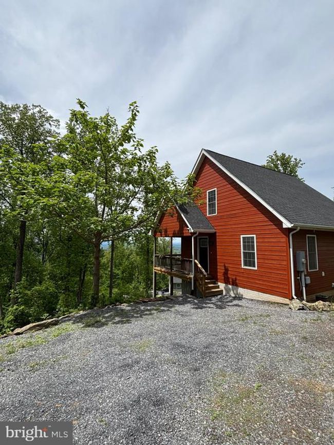 137 Reid Dr, House other with 3 bedrooms, 2 bathrooms and null parking in FRONT ROYAL VA | Image 9