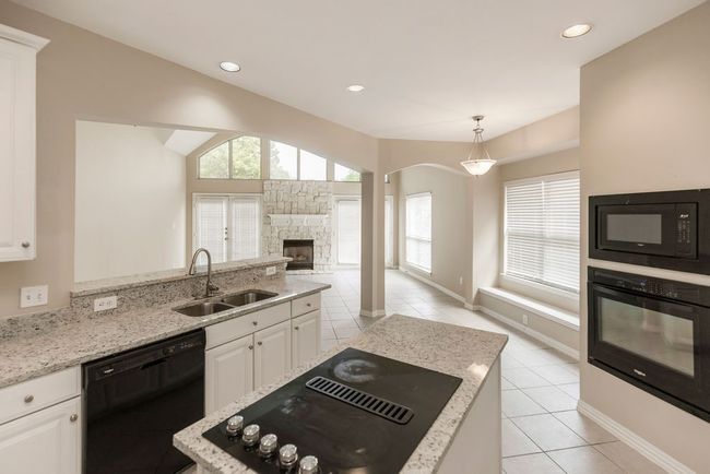 1823 Bristol Ln, House other with 3 bedrooms, 3 bathrooms and null parking in Rockwall TX | Image 12