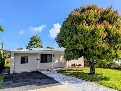 133 Se 13th Ave, Boynton Beach, FL, 33435-6025 | Card Image