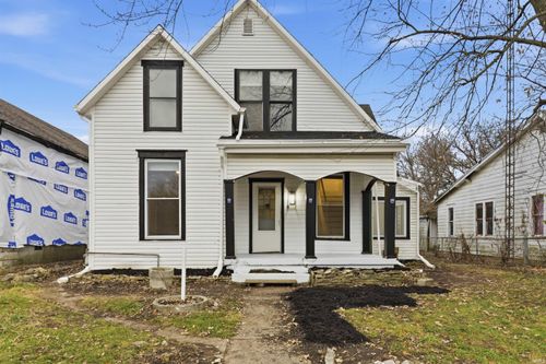 800 S Macedonia Ave, Muncie, IN, 47302-2658 | Card Image