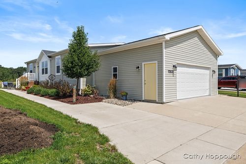 13780 Alaska Ave, Eagle, MI, 48822-9540 | Card Image