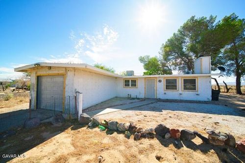 13656 Margo St, North Edwards, CA, 93523-3441 | Card Image