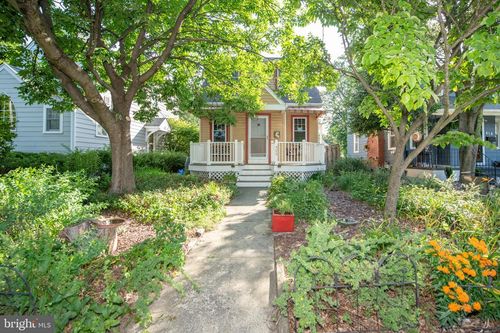 422 Harper Ave, MORRISVILLE, PA, 19067-6606 | Card Image