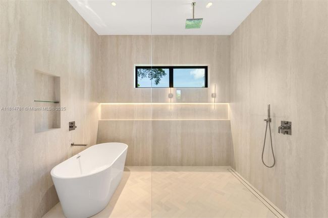 6730 Sw 115 Th St, House other with 8 bedrooms, 10 bathrooms and null parking in Pinecrest FL | Image 18