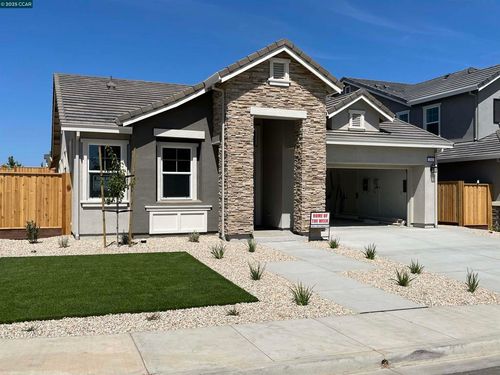 293 Eagle Nest Dr, Oakley, CA, 94561-6044 | Card Image
