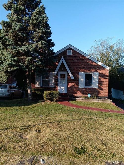 2728 Kinamore Dr, Jennings, MO, 63136-1354 | Card Image