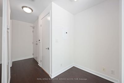 1711 - 12 York St, Condo with 1 bedrooms, 1 bathrooms and null parking in Toronto ON | Image 3