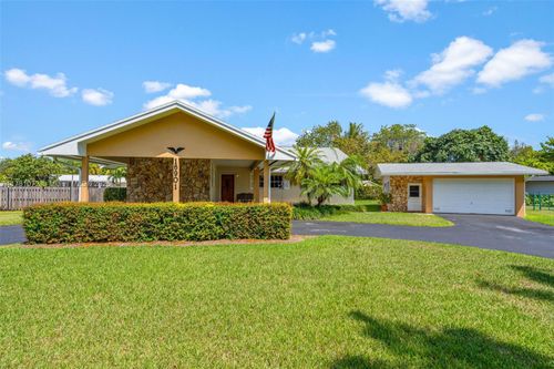 16901 Sw 89th Ave, Palmetto Bay, FL, 33157-4542 | Card Image