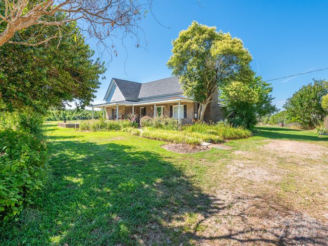 8670 Nc 200 Hwy, House other with 3 bedrooms, 1 bathrooms and null parking in Midland NC | Image 48