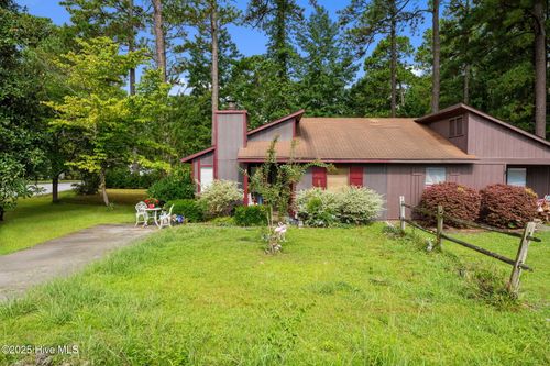 1701 Race Track Rd, New Bern, NC, 28562-4123 | Card Image