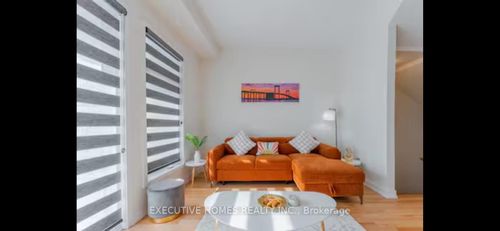 3092 Meadowridge Dr, Oakville, ON, L6H7Z1 | Card Image