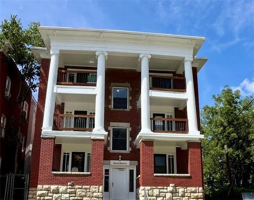2408 E 29th St, Kansas City, MO, 64109-1389 | Card Image