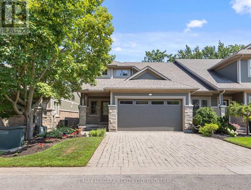 33-1398 Pelham St, Fonthill, ON, L3E0T4 | Card Image