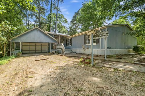 13707 Brigadier Dr, Willis, TX, 77318-7488 | Card Image