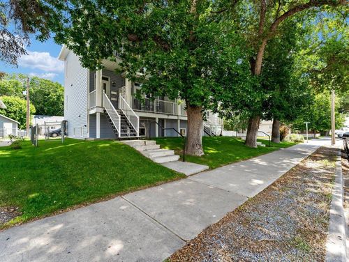 6-902 Dominion Street Se, Medicine Hat, AB, T1A0Z8 | Card Image