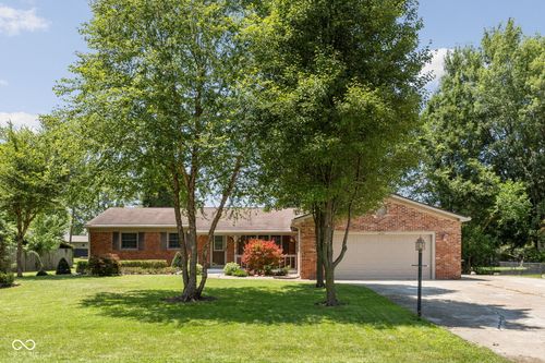 10150 N Balfer Dr E, Fortville, IN, 46040-9309 | Card Image