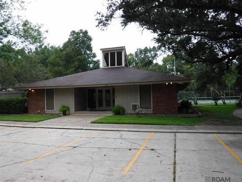 5648 Riverstone Dr, Baton Rouge, LA, 70820 | Card Image