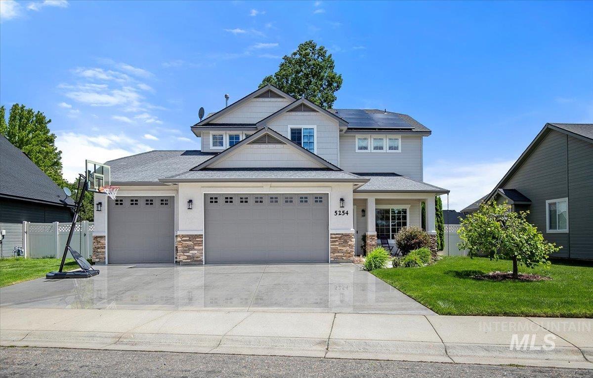 Cortona Way, Meridian, ID 83646