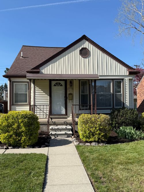 800 Cambridge Rd, Berkley, MI, 48072-1924 | Card Image
