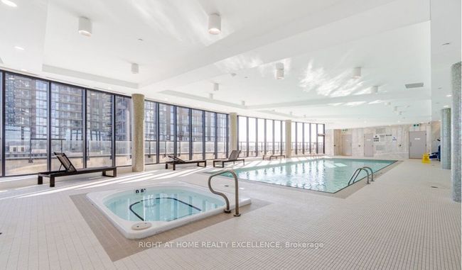 201 - 65 Watergarden Dr, Condo with 3 bedrooms, 2 bathrooms and 1 parking in Mississauga ON | Image 23