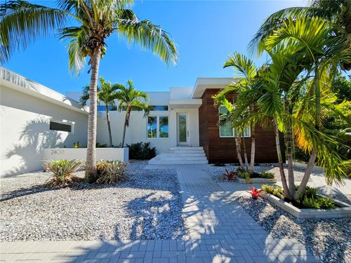 2408 Nassau St, SARASOTA, FL, 34231-5218 | Card Image