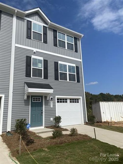 2231 Fathom Way, Charlotte, NC, 28269-4886 | Card Image
