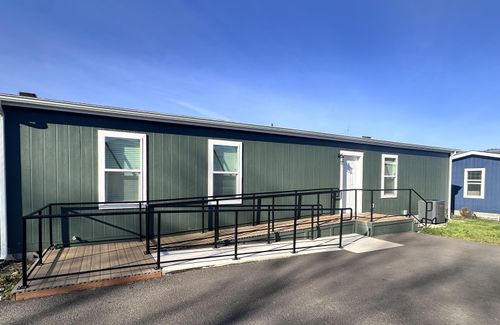 45-460 Arnos St, Talent, OR, 97540-9581 | Card Image