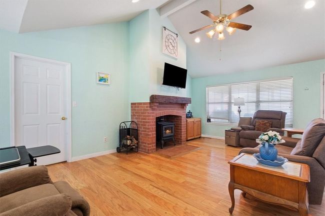 437 Lcr 664, House other with 3 bedrooms, 2 bathrooms and 2 parking in Kosse TX | Image 10