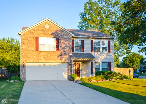 14521 Stewart Cir, Fishers, IN, 46038-5928 | Card Image