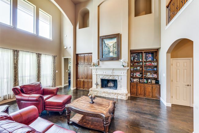 Flooded with natural light | Image 10