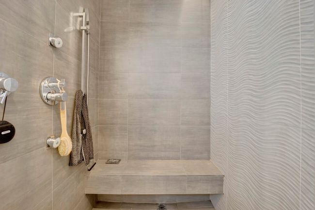 APT-3 - 2235 W Belden Ave, Condo with 3 bedrooms, 2 bathrooms and 1 parking in CHICAGO IL | Image 20