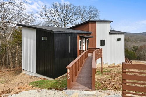 520 Chisholm Trl, Forsyth, MO, 65653-5249 | Card Image